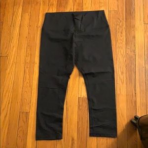Lululemon Cropped Align leggings